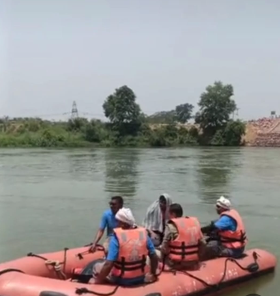 नदरई हजारा नहर में डूबे हाथरस के तीन सगे भाइयों के शव बरामद, परिवार में मचा कोहराम