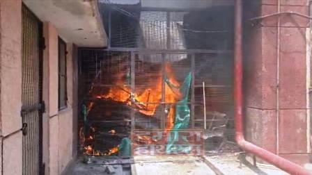 जिला अस्पताल हाथरस में आग से हड़कंप, करोड़ों का फायर सिस्टम संकट में हुआ फेल