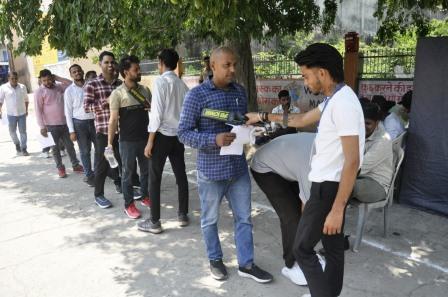 टीजीटी परीक्षा के दूसरे दिन 3249 अभ्यर्थी रहे अनुपस्थित, कड़ी सुरक्षा के बीच संपन्न हुई परीक्षा