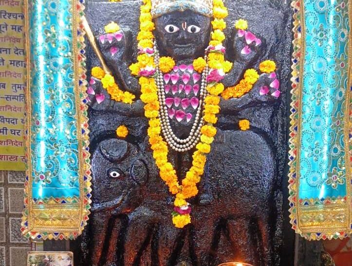शनिवार (06/06/2026) दर्शन श्री शनिदेव जी महाराज, चूना वाला डंडा सादाबाद गेट हाथरस