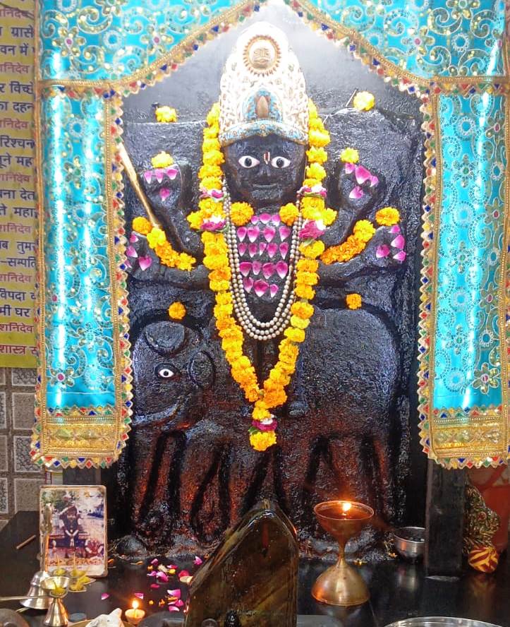 शनिवार (06/06/2026) दर्शन श्री शनिदेव जी महाराज, चूना वाला डंडा सादाबाद गेट हाथरस
