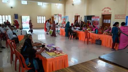 हसायन में जनकल्याणकारी शिविर एवं स्वास्थ्य मेले का आयोजन, लाभार्थियों को दी गईं सरकारी योजनाओं की जानकारी