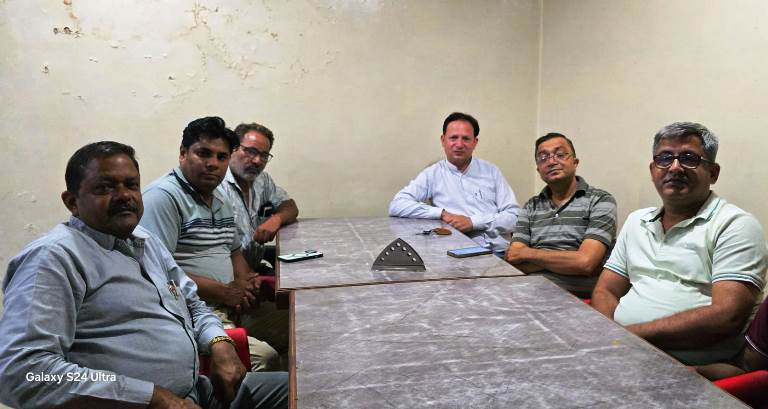 नीमा हाथरस की बैठक सम्पन्न, योग दिवस आयोजन एवं आगामी चुनाव पर हुई चर्चा