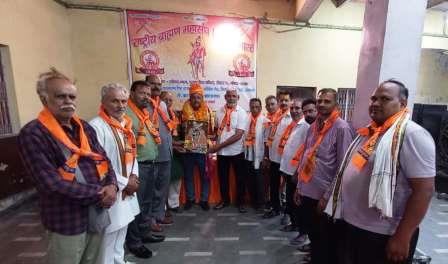 विप्र समाज ने किया टेंट व्यापारी एसोसिएशन के प्रदेश उपाध्यक्ष को सम्मानित, संगठन की एकता पर दिया जोर