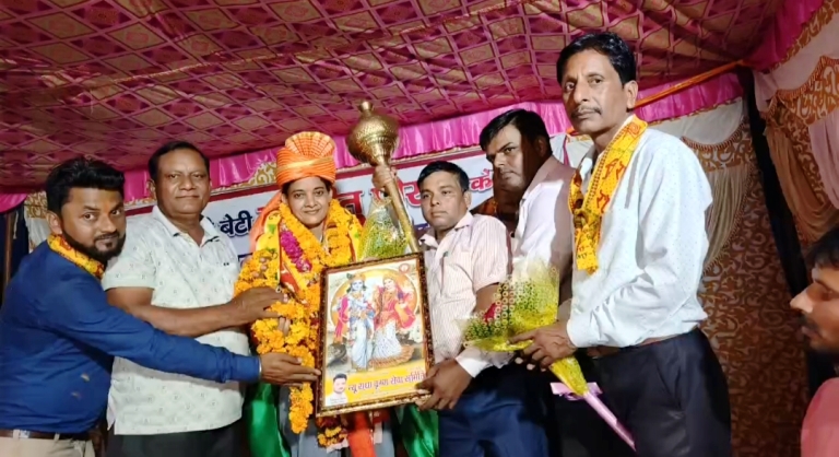 वर्ल्ड योगासन चैंपियनशिप में स्वर्ण पदक विजेता का हुआ सम्मान