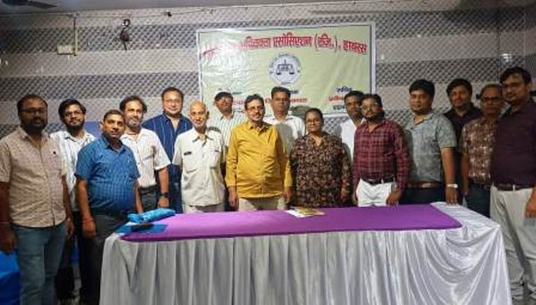 जिला कर अधिवक्ता एसोसिएशन की बैठक में जीएसटी समस्याओं और प्रथम अपील कार्यालय के स्थानांतरण पर हुई चर्चा