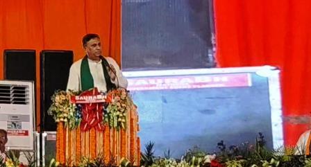 सादाबाद : क्षेत्र के किसानों के लिए हो आलू निर्यात की व्यवस्था मुख्यमंत्री योगी आदित्यनाथ की जनसभा में विधायक गुड्डू चौधरी ने रखी मांग