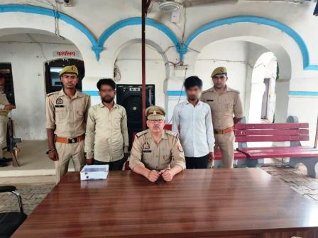 हसायन : चोरी खुलासा कर महिला सहित तीन सदस्य किए गिरफ्तार