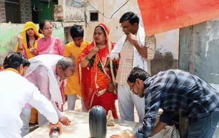 हसायन : पूर्णेश्वर महादेव शिवलिंग मंदिर के सप्तम स्थापना दिवस पर बही बयार