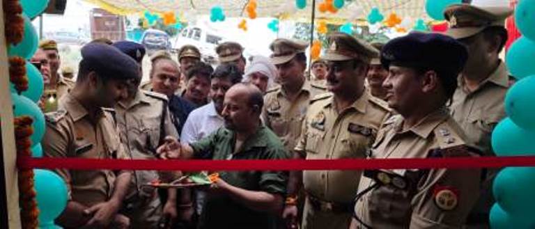 सादाबाद : एसपी ने किया आधुनिक बैरक का उद्घाटन, पुलिसकर्मियों को बेहतर आवासीय सुविधाएं प्रदान करने का उद्देश्य
