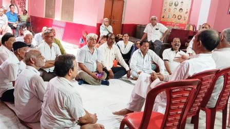 जिसका कोई नहीं उसके चेहरे पर मुस्कान लाएंगे हम संकल्प के साथ आर्य समाज में हुआ प्रेरणादायी कार्यक्रम