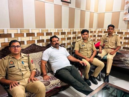 कांग्रेस जिलाध्यक्ष हाउस अरेस्ट, लोकतांत्रिक अधिकारों का हनन बताया