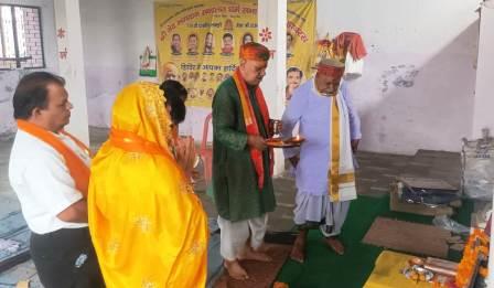 गुरु पूर्णिमा पर श्री वेद भगवान शिविर में हुआ गुरु पूजन, श्रद्धालुओं ने लिया आशीर्वाद