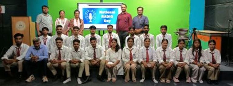 मंगलायतन विश्वविद्यालय में राष्ट्रीय रेडियो दिवस मनाया गया