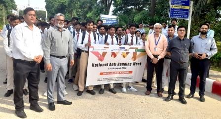 मंगलायतन विश्वविद्यालय में एंटी-रैगिंग अभियान के अंतर्गत एंटी-रैगिंग जागरूकता रैली का आयोजन