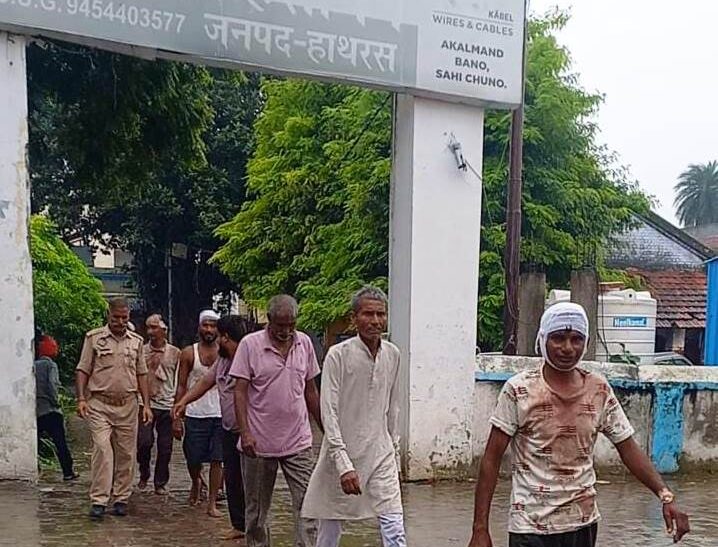 हसायन : बकायन में दो पक्षों में हुए मारपीट व जान से मारने की धमकी देने वाले दस ग्रामीणों को किया गिरफ्तार