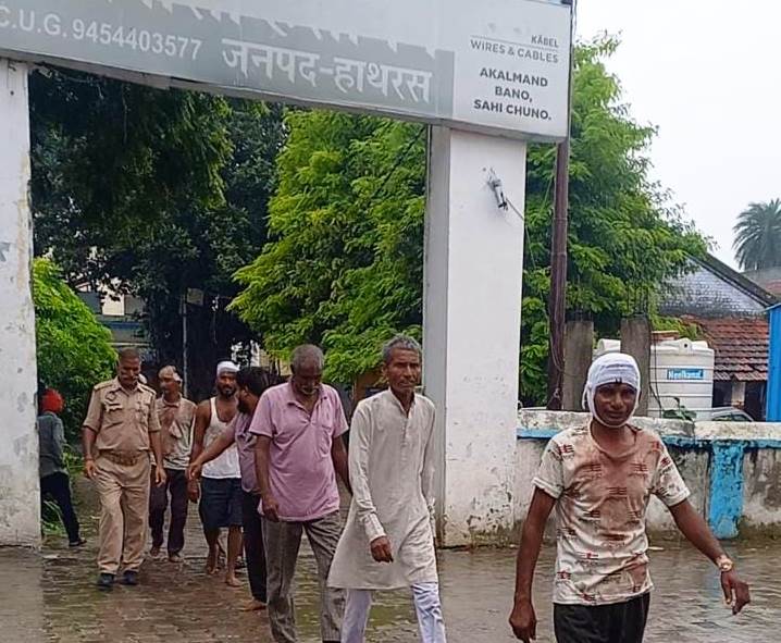 हसायन : बकायन में दो पक्षों में हुए मारपीट व जान से मारने की धमकी देने वाले दस ग्रामीणों को किया गिरफ्तार