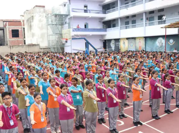 नशे को ‘ना’, भविष्य को ‘हां’ का संदेश, विद्यार्थियों ने लिया नशामुक्त जीवन का संकल्प