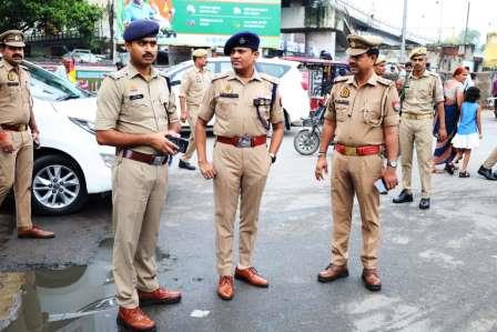 24 घंटे कांवड़ मार्ग पर पुलिस की निगरानी, एसपी ने कहा- श्रद्धालुओं की सुरक्षा सर्वोच्च प्राथमिकता