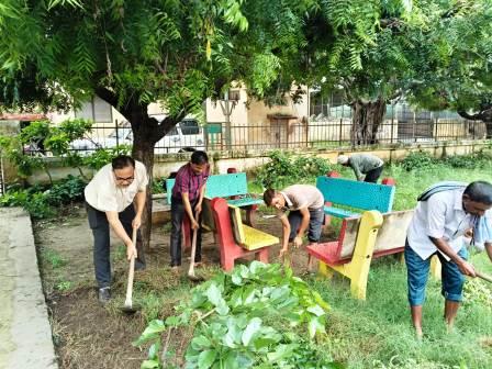 हर घर तिरंगा अभियान के तहत शहीद स्मारकों पर चला विशेष स्वच्छता अभियान