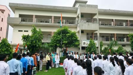 प्रेम रघु ग्रुप ऑफ इंस्टीट्यूट में धूमधाम से मनाया 80वां स्वतंत्रता दिवस