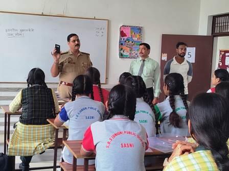 एसबीएस यूनियन स्कूल सासनी में ‘पंख’ स्नेल राइटिंग कॉम्पिटिशन का सफल आयोजन
