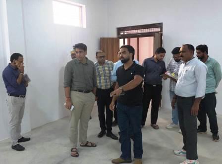 खिलाड़ियों को बेहतर खेल सुविधाएं देने की दिशा में बड़ा कदम, डीएम ने स्टेडियम का किया निरीक्षण