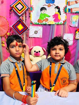 टैगोर इंटरनेशनल स्कूल में हर्षोल्लास के साथ मनाया गया रक्षाबंधन पर्व