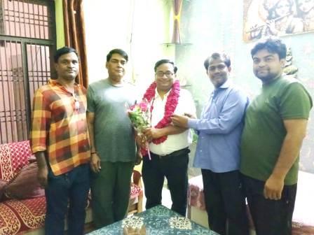 मेहनत और निष्ठा से दयाचंद पौरुष बने तहसीलदार, घर पहुंचने पर हुआ जोरदार स्वागत