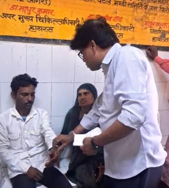 हसायन क्षेत्र के गाँव पिछौती में एक युवक को सर्प ने काटा, चारपाई पर सोते हुए युवक को सर्प ने काटा