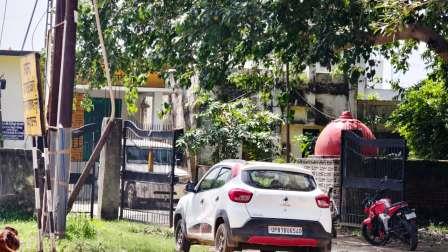 हसायन : तेइस घंटे से विद्युत आपूर्ति ठप्प होने से ग्रामीण उपभोक्ता बेहाल, सलेमपुर विद्युत उपकेंद्र से जुड़े नगला अडू समेत कई गांवों में गुरुवार दोपहर से शुक्रवार सुबह तक नहीं आई बिजली