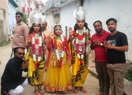 हसायन : मेंहदीपुर श्रीबालाजी धाम में आयाजित तीन दिवसीय धार्मिक कार्यक्रम के महोत्सव में शामिल होने के साथ दर्शन के लिए रवाना हुए श्रद्धालु