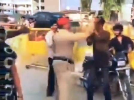 चेकिंग के दौरान युवक से कथित मारपीट का वीडियो वायरल, पुलिस ने दिए जांच के निर्देश