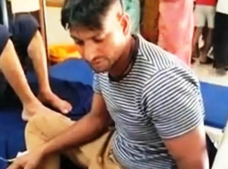 घर की चिनाई करते समय युवक को सांप ने डंसा, हालत बिगड़ने पर जिला अस्पताल में भर्ती