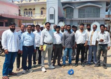 हाथरस में विद्युत चोरी के खिलाफ अभियान, चार उपभोक्ता चोरी करते मिले