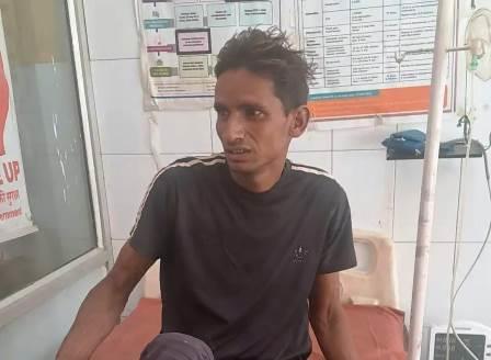 सादाबाद : खेत में काम करते समय युवक को सर्प ने डंसा, नगला गरीबा की घटना, सीएचसी से जिला अस्पताल रेफर