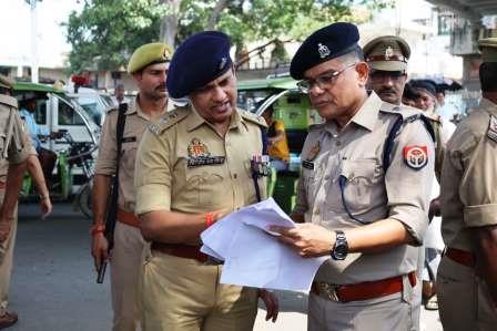 हाथरस में 600 ई-रिक्शाओं के सत्यापन अभियान का शुभारंभ, हर वाहन को मिलेगा यूनिक QR कोड