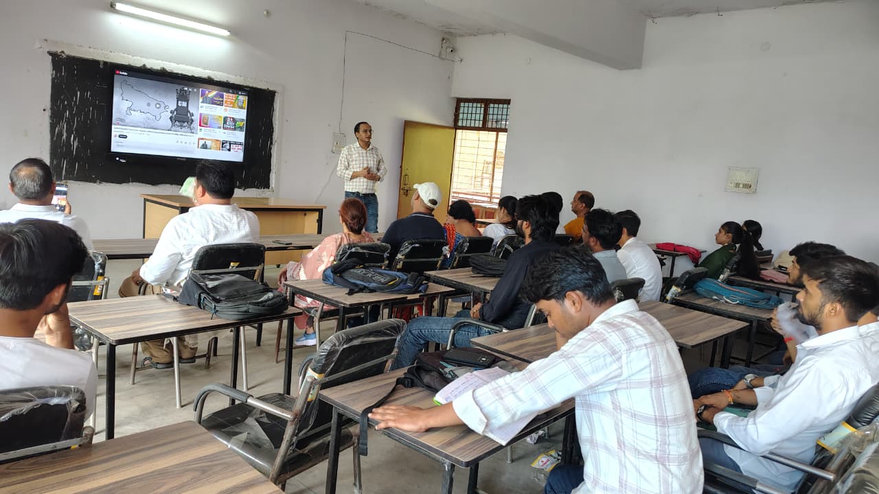 सिकन्दराराऊ : पंडित गोविंद बल्लभ पंत की जयंती पर एमपीजी कॉलेज में डॉक्यूमेंट्री का प्रदर्शन