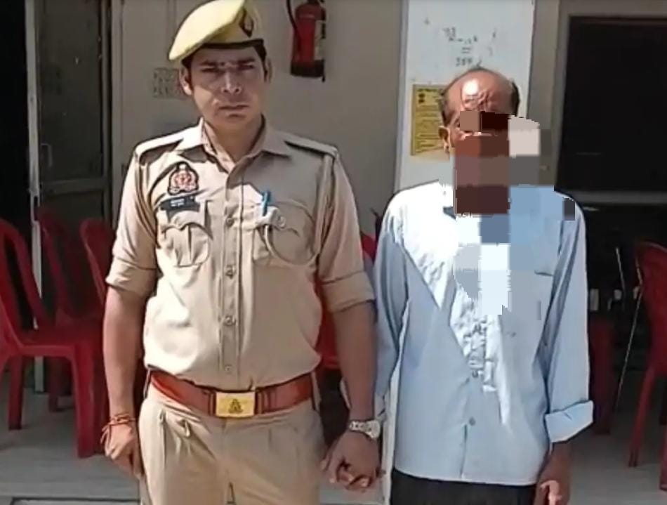 सादाबाद : वीडियो वायरल होने के बाद युवक गिरफ्तार, वीडियो में अवैध हथियार दिखाने का मामला