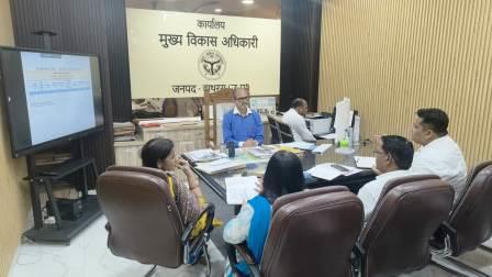 मेरे सपनों का भारत’ थीम पर होंगी प्रतियोगिताएं, सीडीओ ने तैयारियों की समीक्षा की
