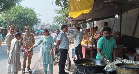 बाल भिक्षावृत्ति और बालश्रम के खिलाफ चलाया जागरूकता अभियान, हेल्पलाइन नंबरों की दी जानकारी