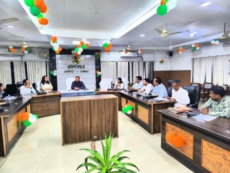 1 दिसंबर से शुरू होगी जनगणना, 40 सवालों के जरिए जुटाई जाएगी जानकारी, जनगणना के दूसरे चरण को लेकर प्रशासन ने बनाई रणनीति, अधिकारियों को मिली जिम्मेदारी