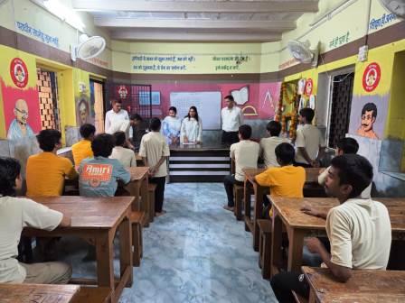 किशोरों के खान-पान और स्वास्थ्य का लिया जायजा, न्यायिक अधिकारियों ने किया निरीक्षण