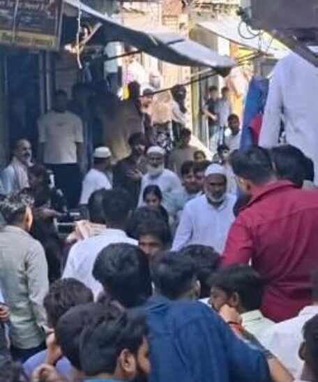 मेला देखकर लौट रहे दो किशोरों की बाइक में अज्ञात वाहन ने मारी टक्कर, छात्र की मौत