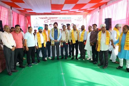 मेला श्री दाऊजी महाराज में भव्य व्यापारी समागम एवं सम्मान समारोह का आयोजन