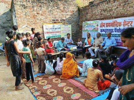 सेवा भारती ने लगाया स्वास्थ्य शिविर, महिलाओं और बच्चों के लिए हुई रक्त जांच