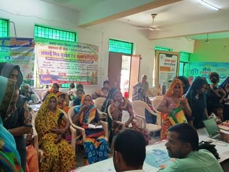 हसायन : सेवा संकल्प अभियान सेवा सेतु अभियान के कार्यक्रम में ग्रामीणों को जागरूक व लाभांवित करने के लिए किए शिविर आयोजित