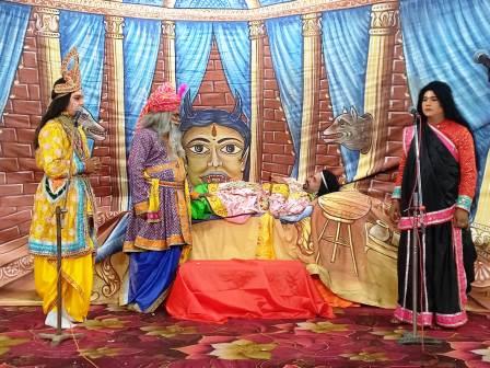 हसायन : माता कैकेयी के द्वारा राजा दशरथ से चौदह वर्ष के वरदान मांगते ही धरनी गिरे भूप, हसायन में चल रही श्रीरामलीला महोत्सव में हुआ अयोध्या कांड