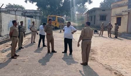 हसायन : स्नातक व शिक्षक खंड के लिए मतदाताओं ने किया मतदान, मतदान केंद्र पर हुआ सम्पन्न मतदान