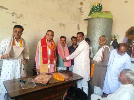 हसायन : विमुक्त घुमंतु समुदाय कल्याण बोर्ड के सदस्य ने समाज को शिक्षित करने पर दिया जोर